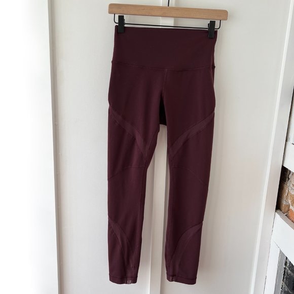 LULULEMON red high times pant wrap mesh - Picture 5 of 9